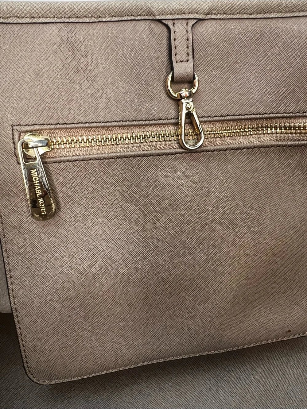 Michael Kors Leather Tote Shoulder Bag Jet Set Extra Large Travel Tan Brown